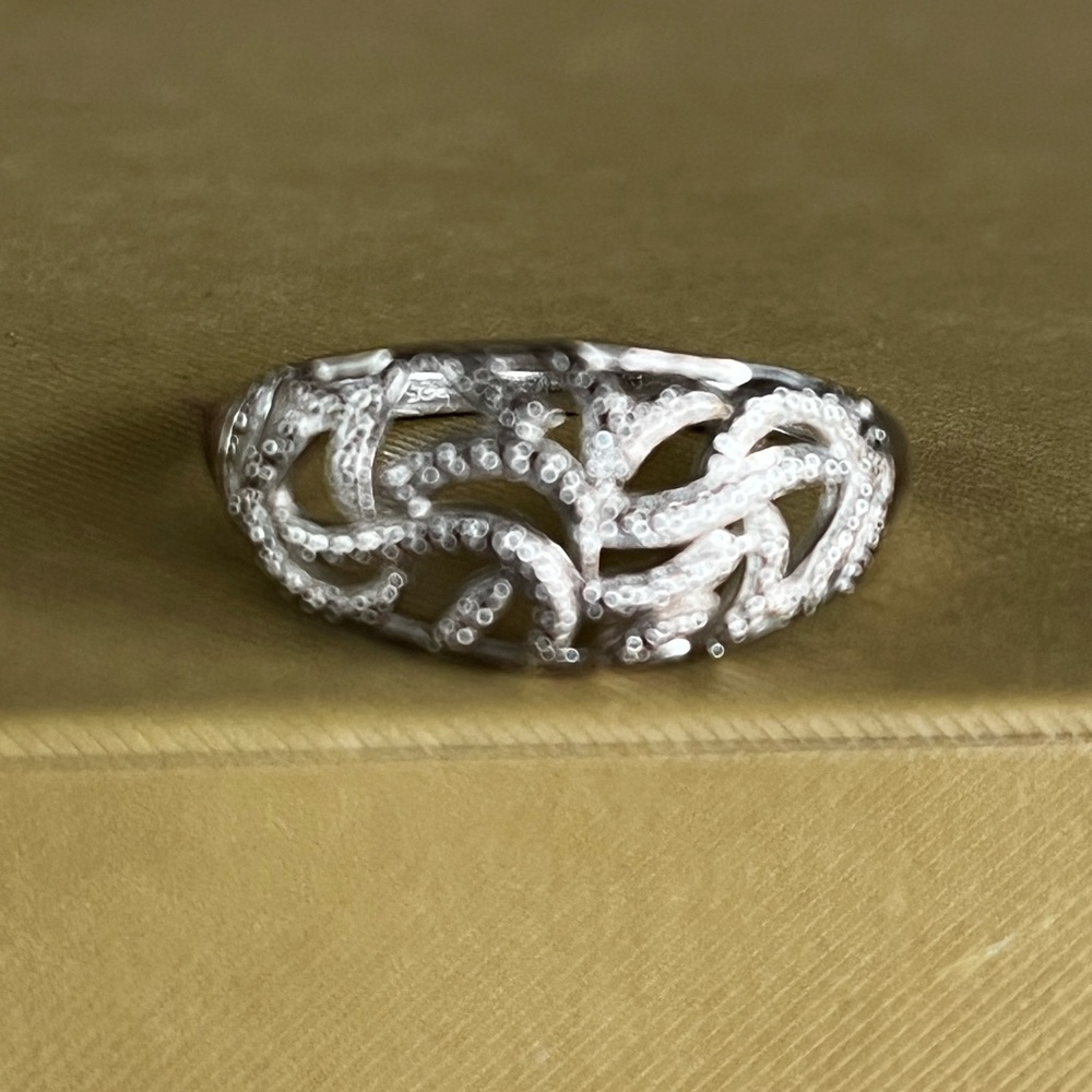 🍀 Open Work Dome Sterling Band Size 7.5